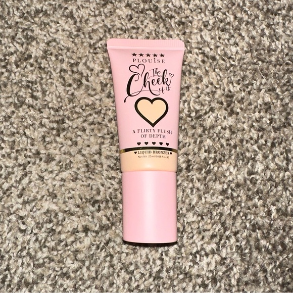 Plouise Bronzer: “Time for Tea” - Picture 1 of 8